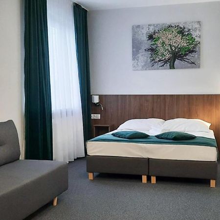 Baniocha Eurohotel المظهر الخارجي الصورة